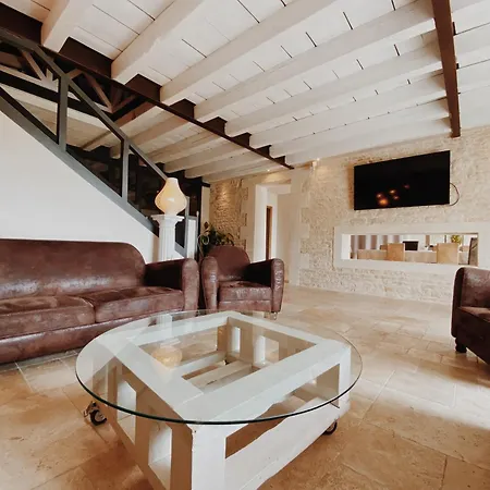 Domaine De Saint Florent - Piscine & Holiday home La Charriere